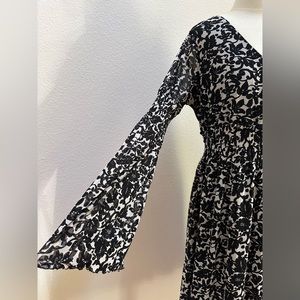 BCBGMaxAzria floral dress M